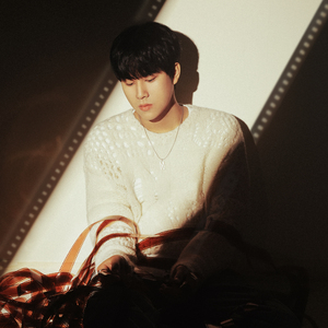 巨乳人妻教師泽井芽衣
